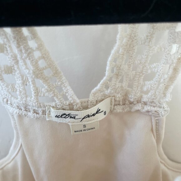 ⭐️Woven Crochet Boho Bohemian Hipster Hippie Artsy Weave Halter Vaca Tank Blouse - Picture 3 of 4